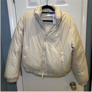 NWT Aritzia TNA Cream Puffer Jacket Small